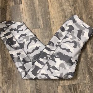 Bally Mid-Calf Capri Legging